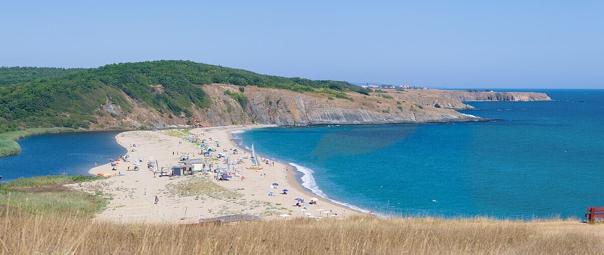 Плажът Велека в Синеморец