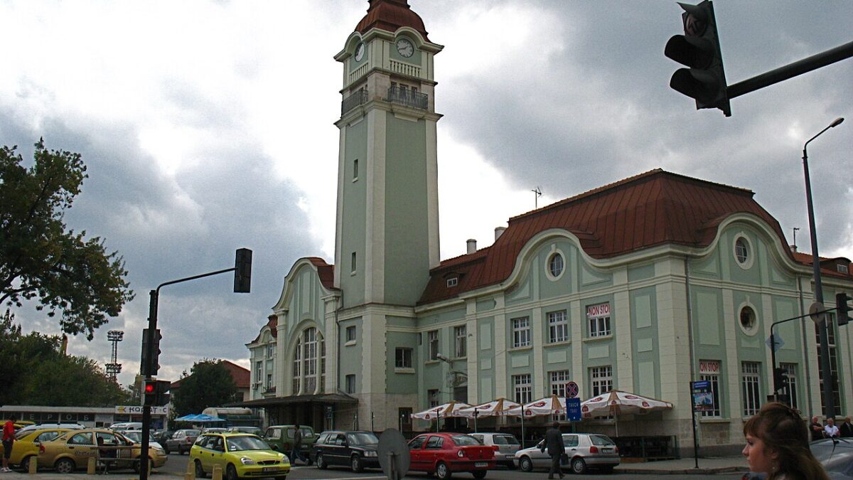 Централна гара Бургас